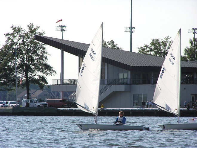 Andrew Criezis racing at Navy.  He’s goin’ to Singlehanded Nationals. © Ken Legler